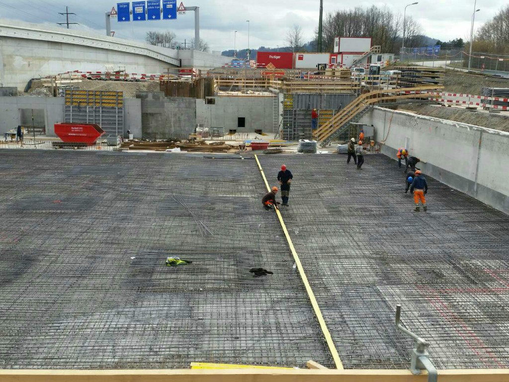 Verlegung von Baustahl, Eisenverlegung, Eisenflechterei bundesweit auf Baustellen von Betonstahl Halle GmbH